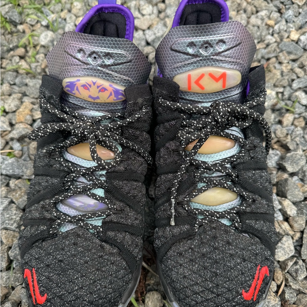 Lebrons  Black and Gray Sneakers with Red and Purple Highlights